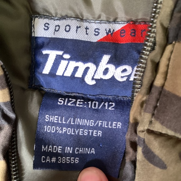 Kids Camo Vest - Picture 2 of 5